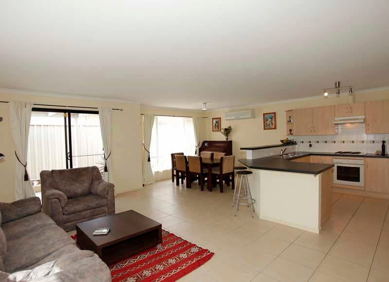 2 Dorothea Street, CHRISTIES BEACH SA 5165, Christies Beach - Thumbnail 4