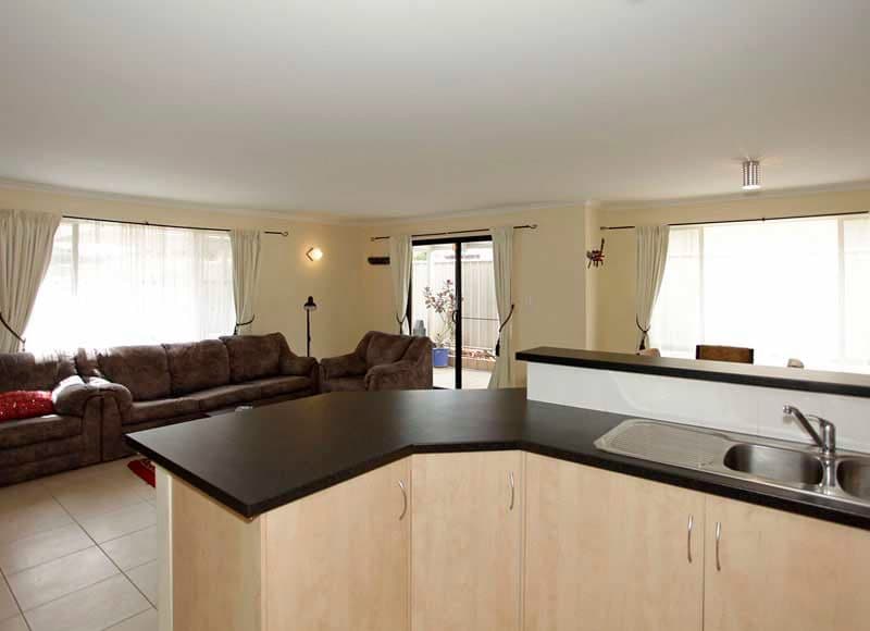 2 Dorothea Street, CHRISTIES BEACH SA 5165, Christies Beach - Thumbnail 5