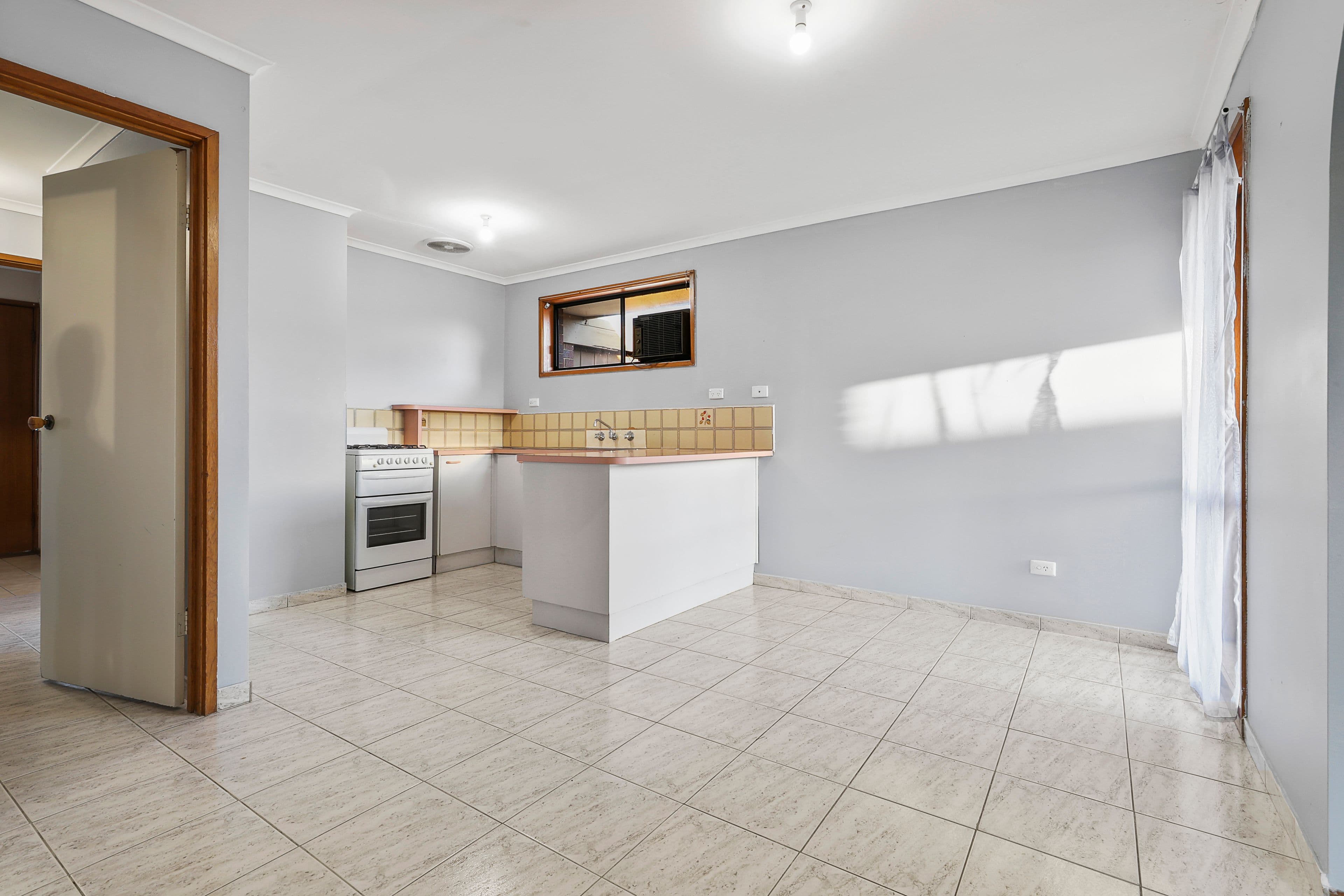 54 Childers Street, Cranbourne VIC 3977, Cranbourne - Thumbnail 6