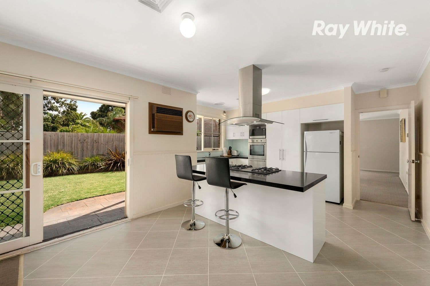 6 Holland Avenue, Dingley Village VIC 3172, Dingley Village - Thumbnail 5