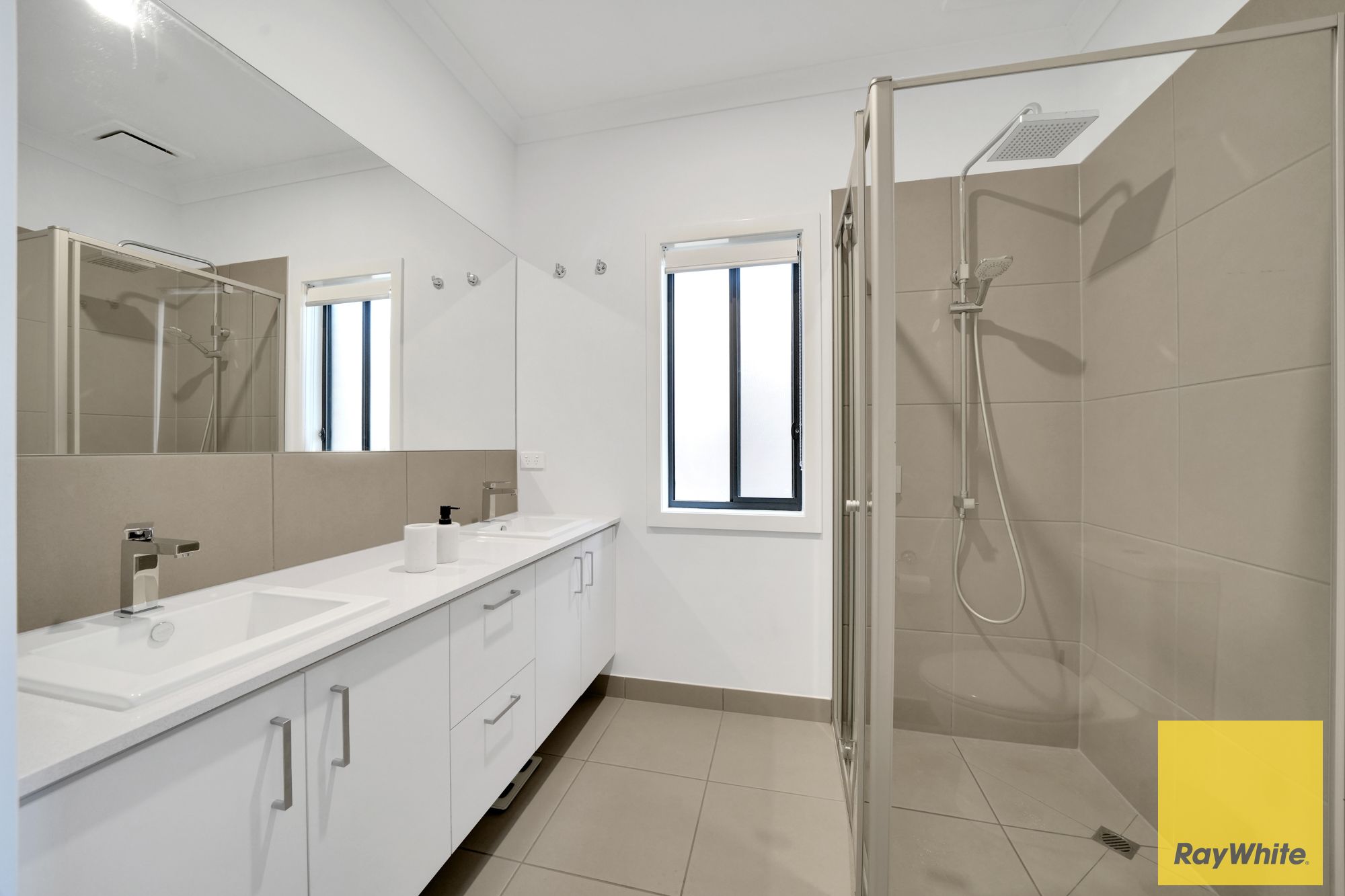 28 Burbidge Street, Truganina VIC 3029, Truganina - Thumbnail 4