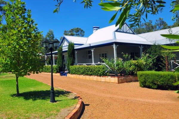 77 Heath Road, KALAMUNDA WA 6076, Kalamunda - Thumbnail 2