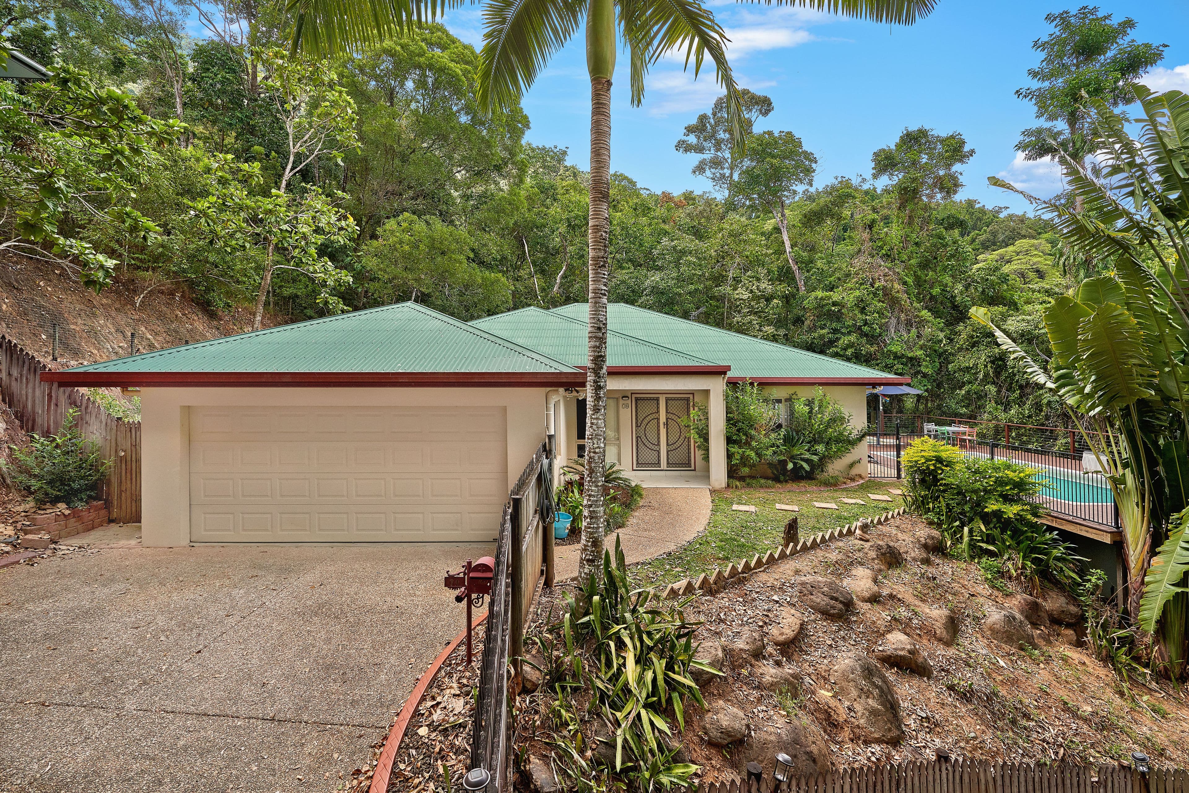 70 Fairley Street, Redlynch QLD 4870, Redlynch - Thumbnail 3