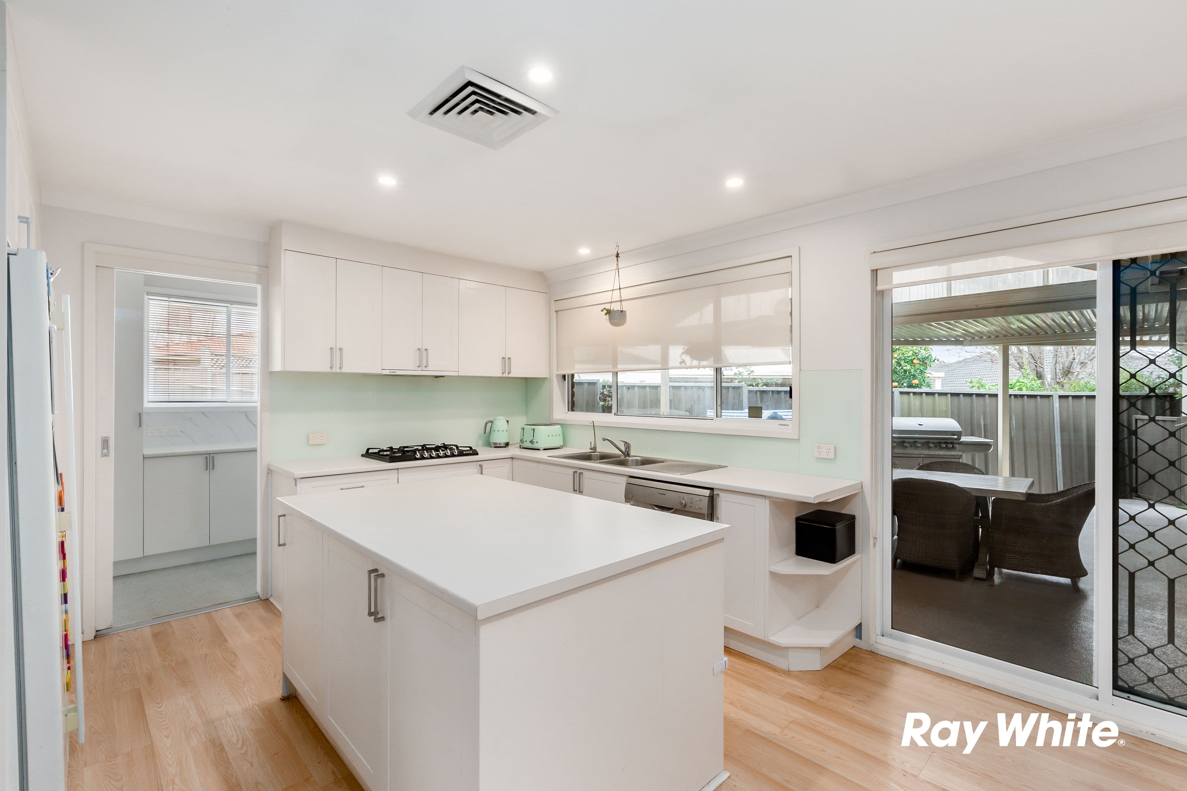 6 Syrus Place, Quakers Hill NSW 2763, Quakers Hill - Thumbnail 3