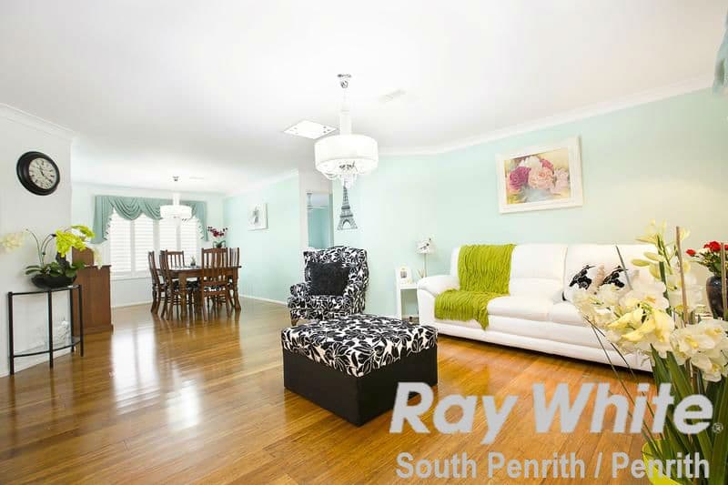 45 St Andrews Drive, Glenmore Park - Thumbnail 4