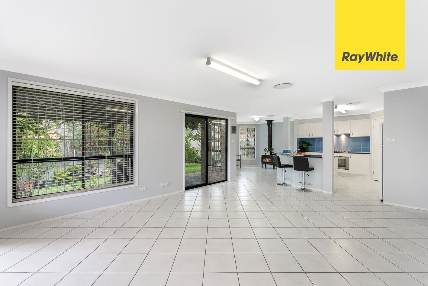 9 Fysh Avenue, Middleton Grange - Thumbnail 6