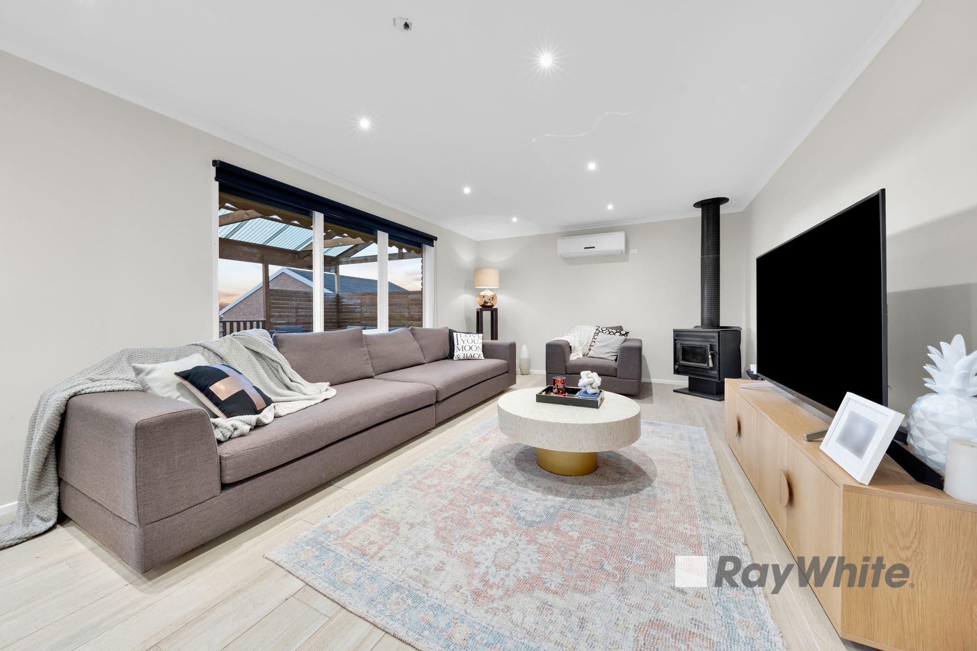 8 Diosma Court, Narre Warren VIC 3805, Narre Warren - Thumbnail 7