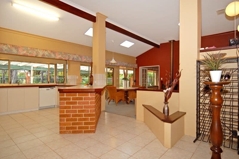 10 Adams Road, RED HILL WA 6056, Red Hill - Thumbnail 8