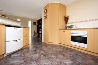 5 Sable Grove, TWO WELLS SA 5501, Two Wells - Thumbnail 2