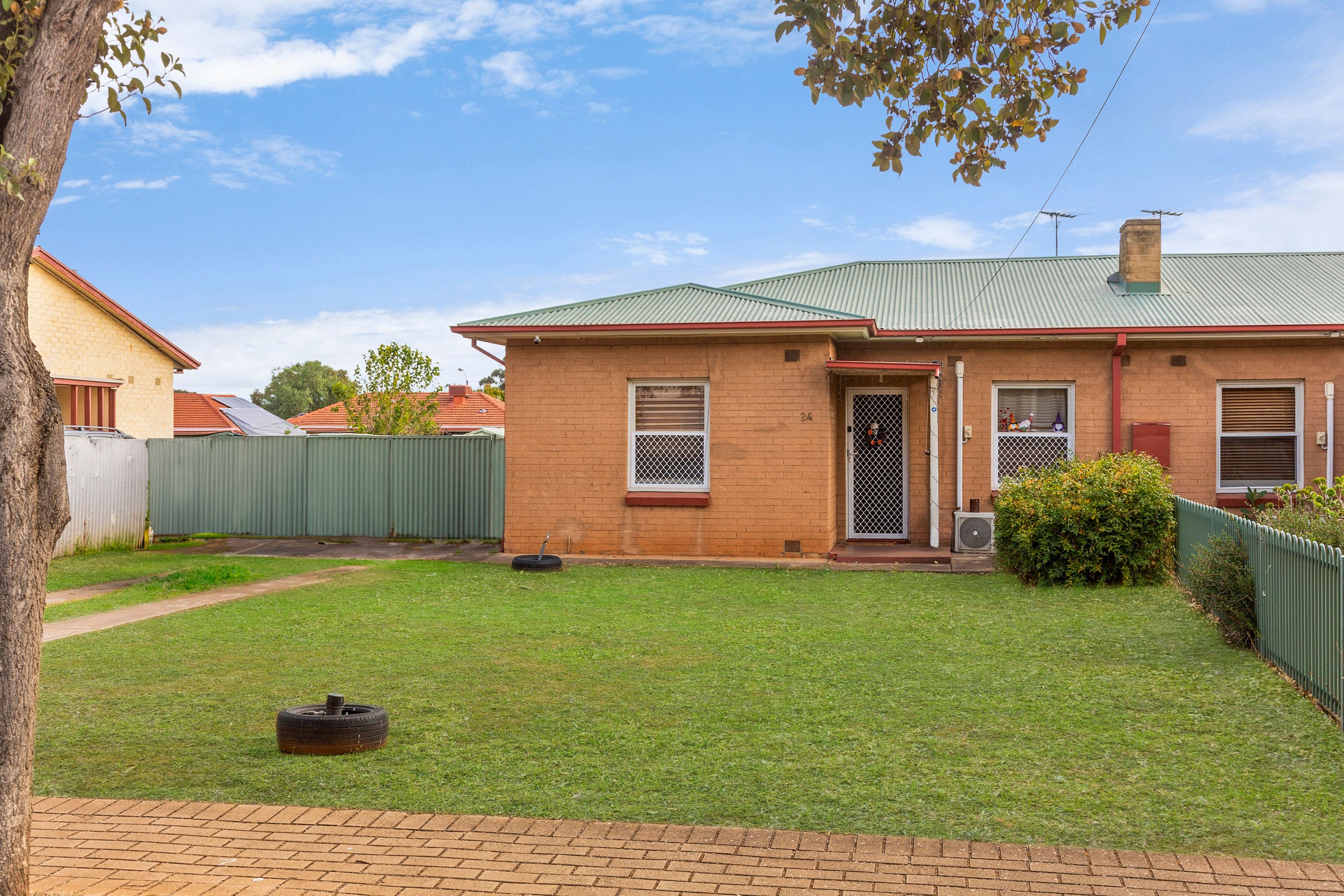 22-24 Underdown Road, Elizabeth South SA 5112, Elizabeth South - Thumbnail 3