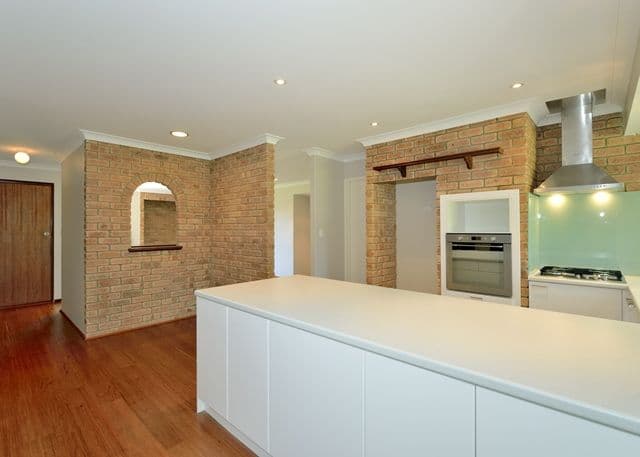 8 Neptune Place, WAIKIKI WA 6169, Waikiki - Thumbnail 2
