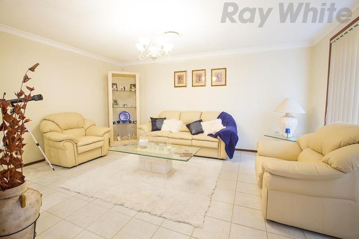 8 Daydream Crescent, HINCHINBROOK NSW 2168, Hinchinbrook - Thumbnail 2