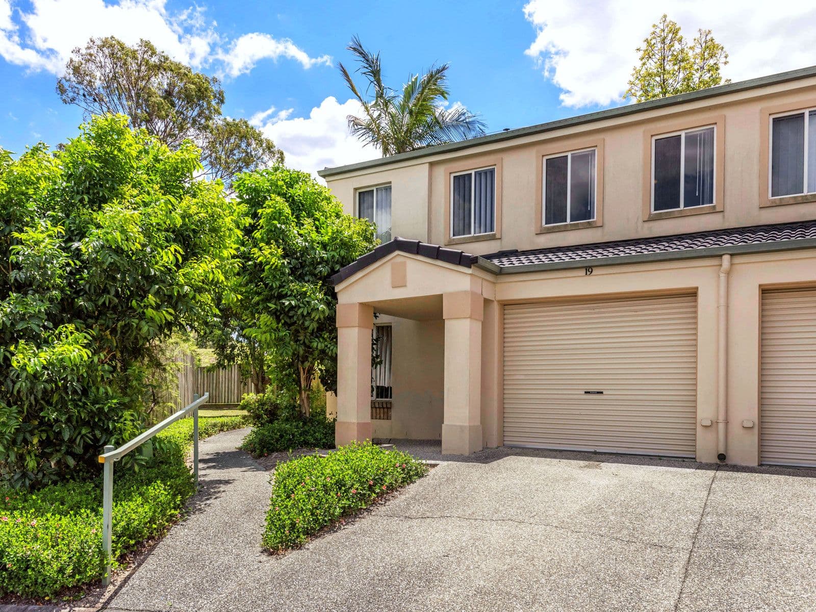 10 Chapman Place, Oxley QLD 4075, Oxley - Image 1