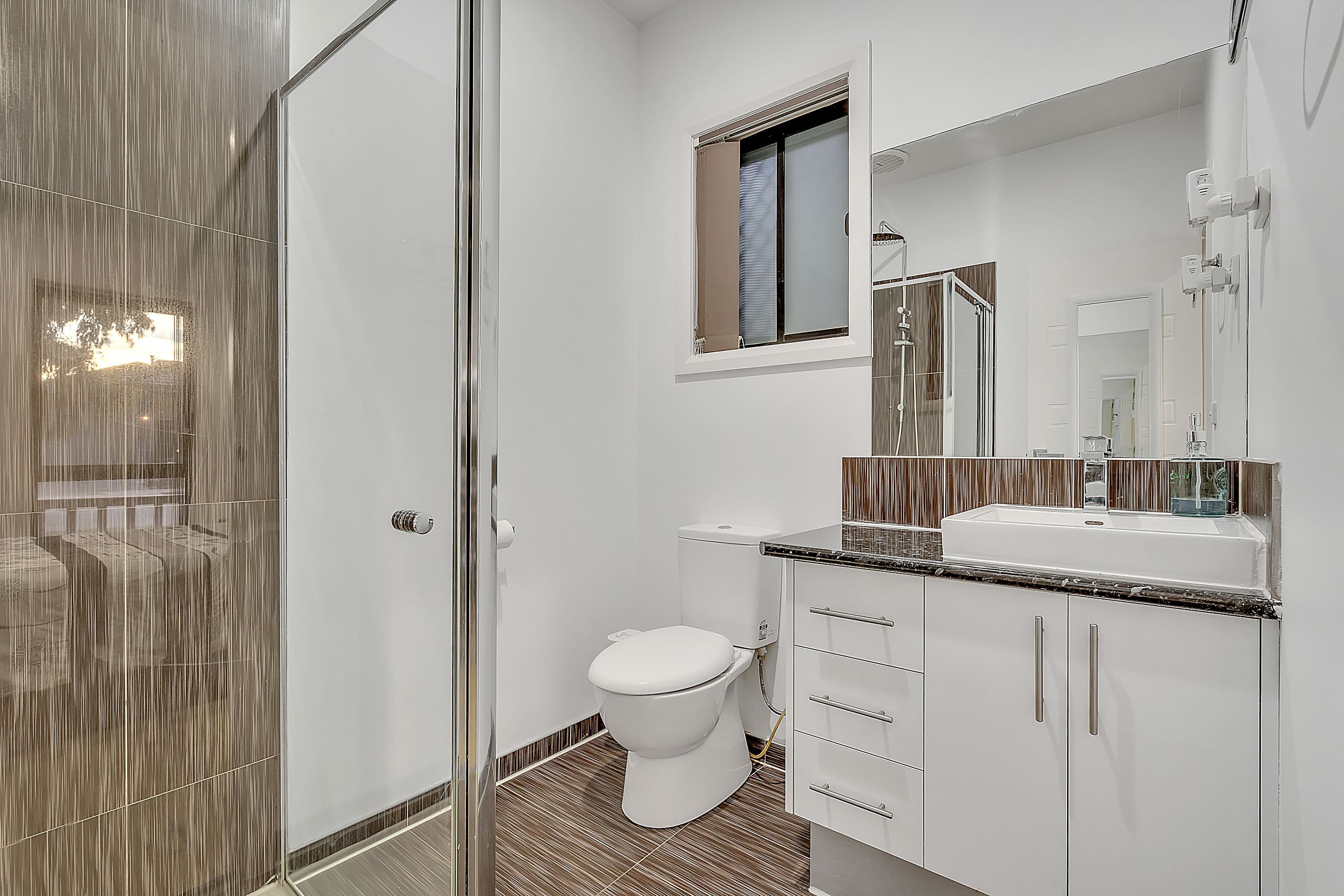 22 Clapham Way, Craigieburn VIC 3064, Craigieburn - Thumbnail 3
