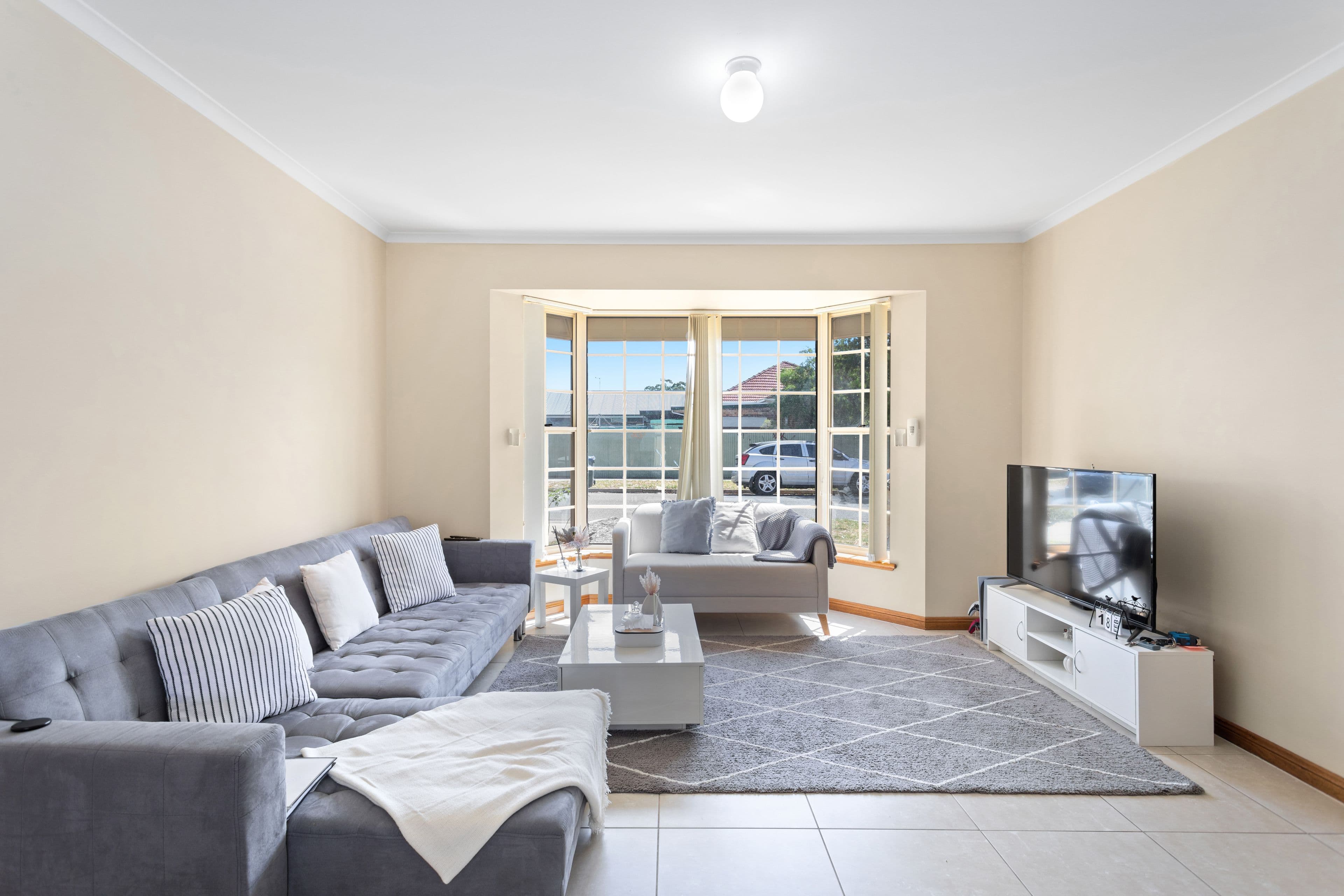 1A Fourth Avenue, Seaton SA 5023, Seaton - Thumbnail 3