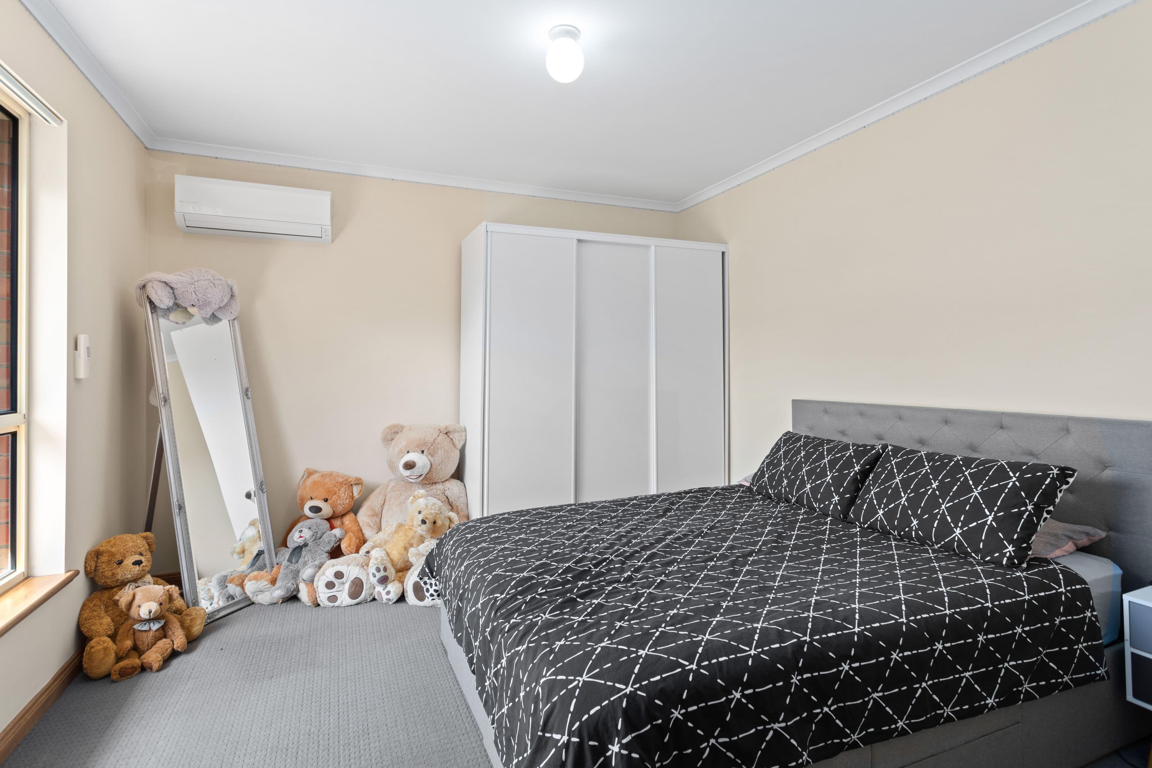 1A Fourth Avenue, Seaton SA 5023, Seaton - Thumbnail 6