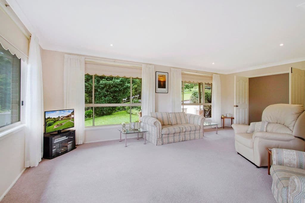 10 Coach House Road, Kurrajong Heights - Thumbnail 3