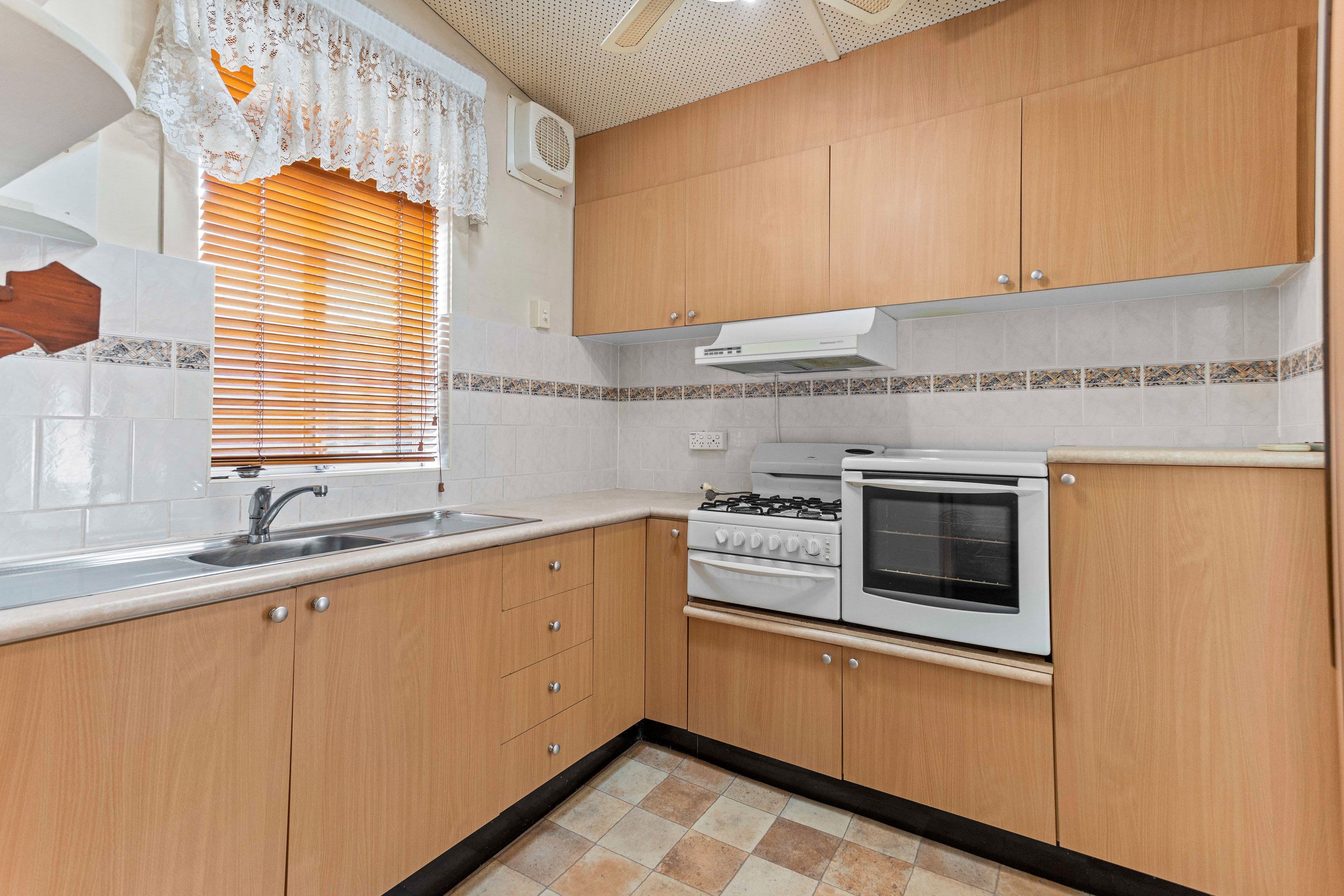 77 Inverness Avenue, Penshurst NSW 2222, Penshurst - Thumbnail 5