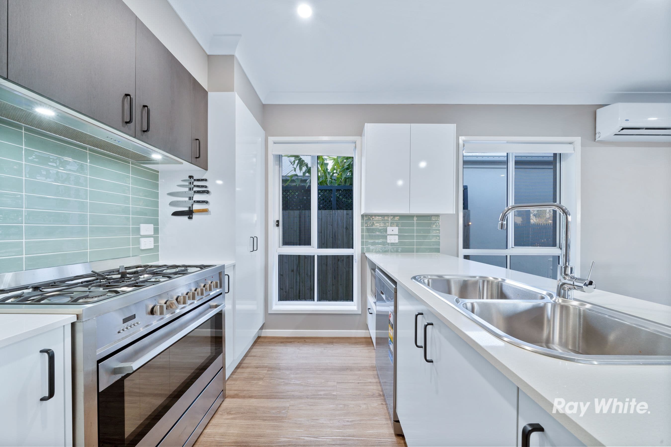 29 Forest Road, Greenbank QLD 4124, Greenbank - Thumbnail 2