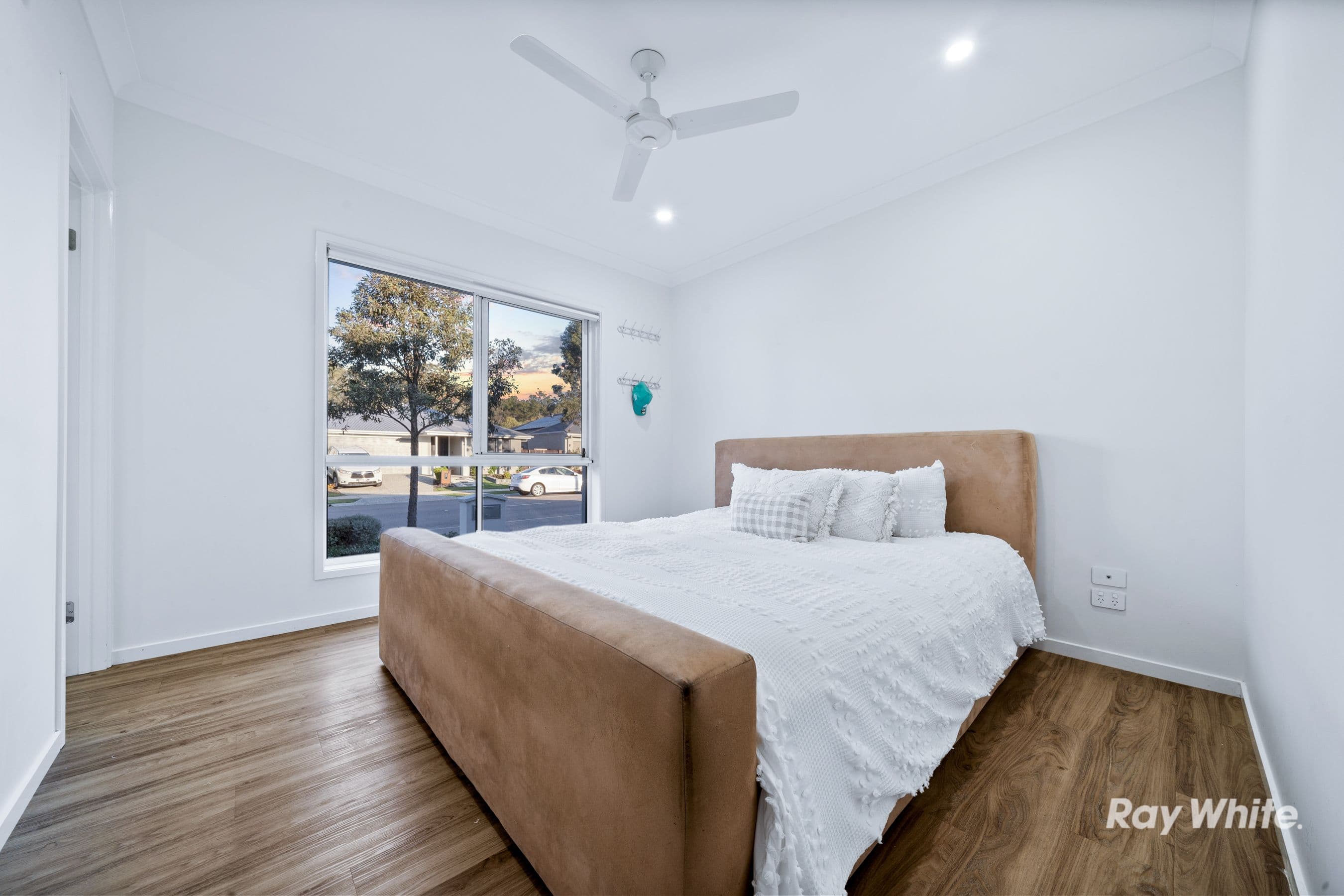 29 Forest Road, Greenbank QLD 4124, Greenbank - Thumbnail 7