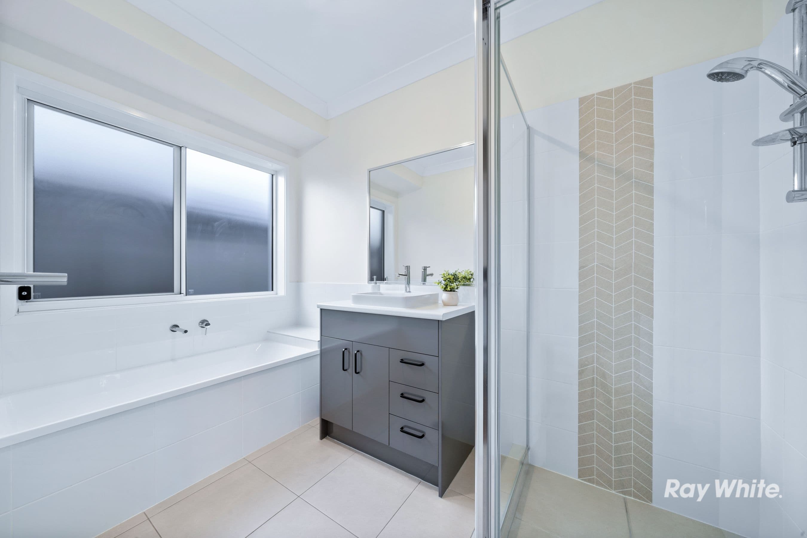 29 Forest Road, Greenbank QLD 4124, Greenbank - Thumbnail 8