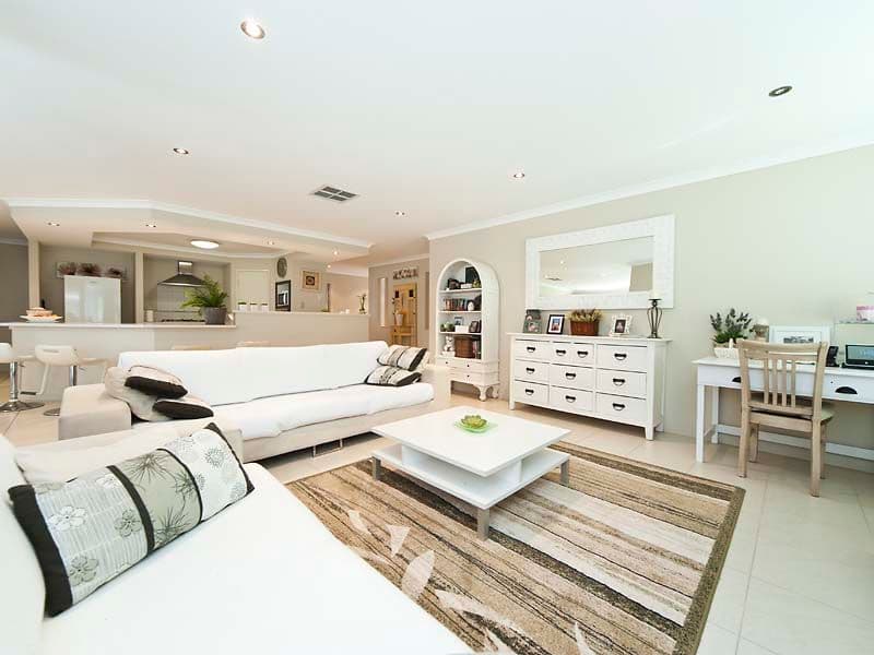 11 Lomandra View, BALDIVIS WA 6171, Baldivis - Thumbnail 2