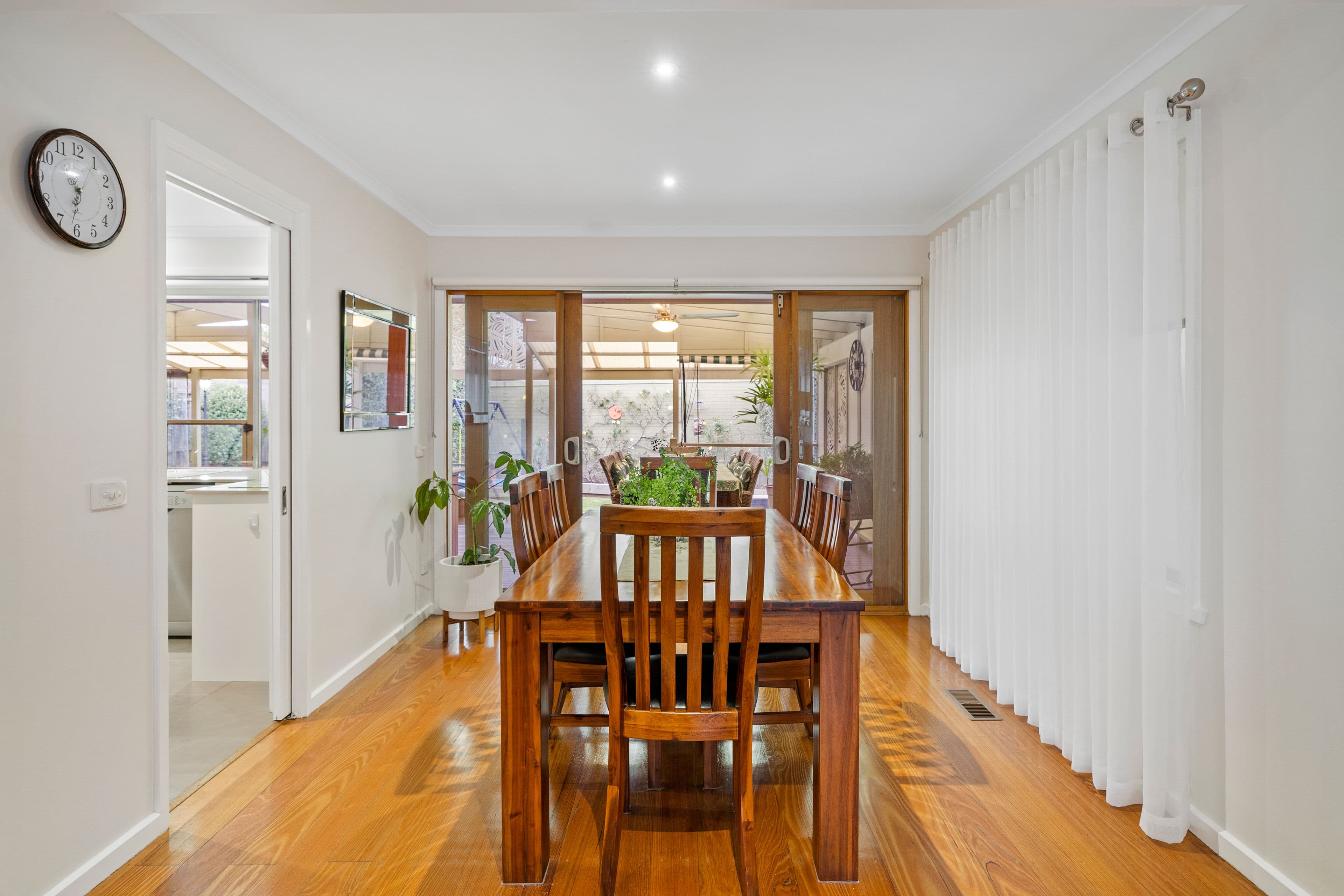 14 Clifford Street, Bayswater VIC 3153, Bayswater - Thumbnail 3