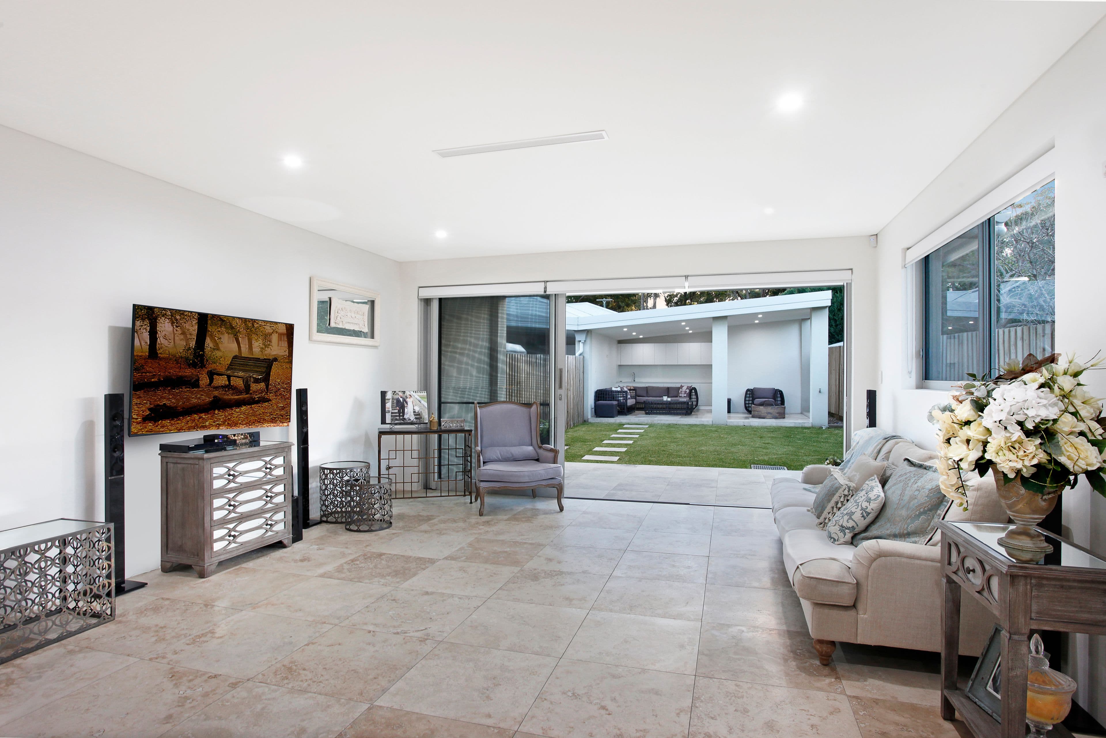 17 Caloola Crescent, Beverly Hills - Thumbnail 4