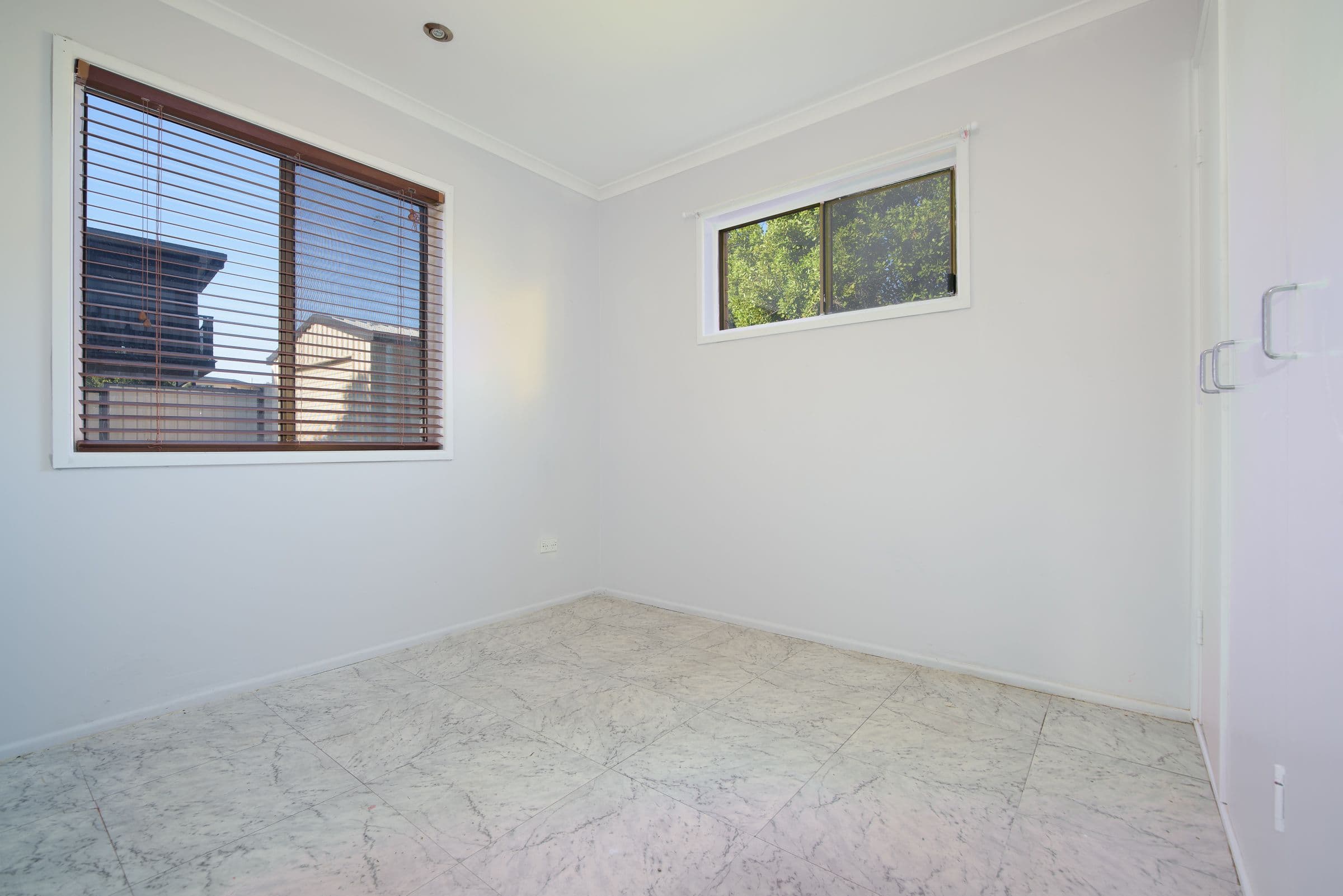 180 Sun Valley Road, Kin Kora QLD 4680, Kin Kora - Thumbnail 6