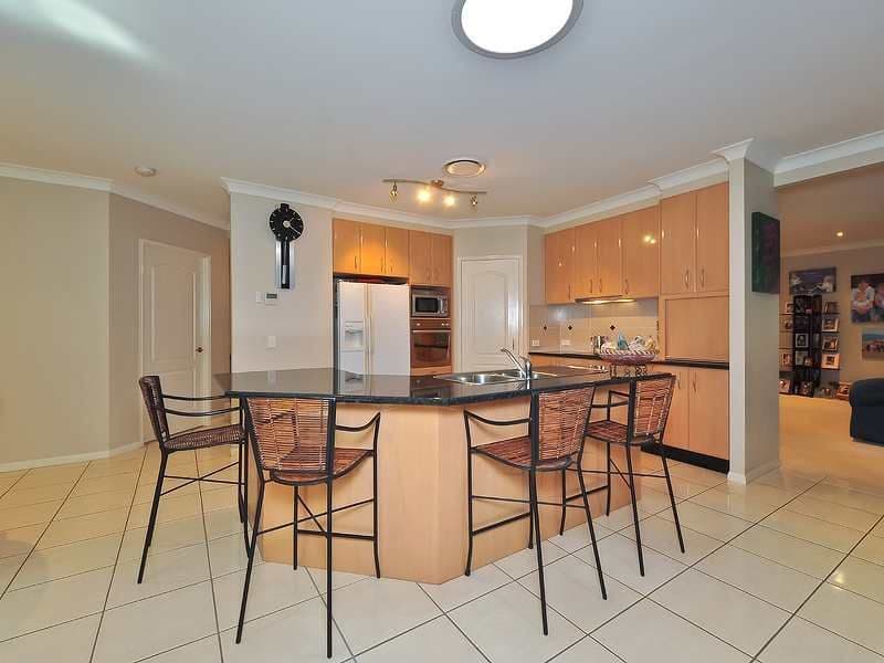 6 Palm Tree Court, POMONA QLD 4568, Pomona - Thumbnail 4