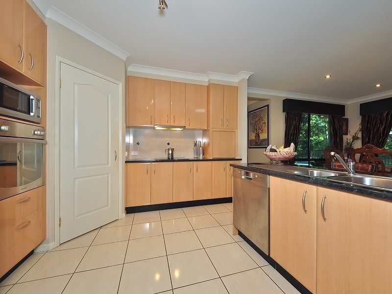 6 Palm Tree Court, POMONA QLD 4568, Pomona - Thumbnail 5