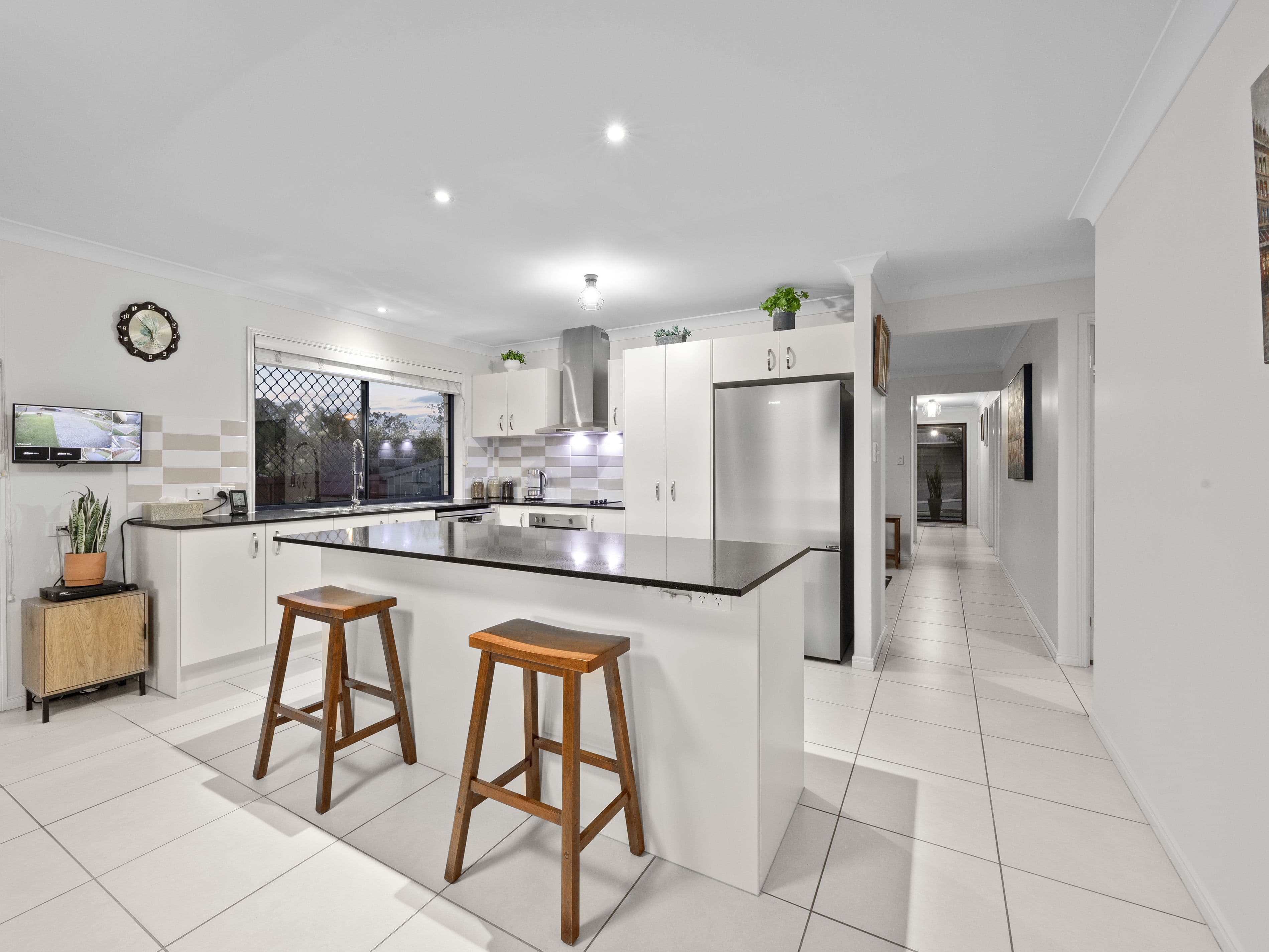 5 Boronia Street, Deebing Heights QLD 4306, Deebing Heights - Thumbnail 2