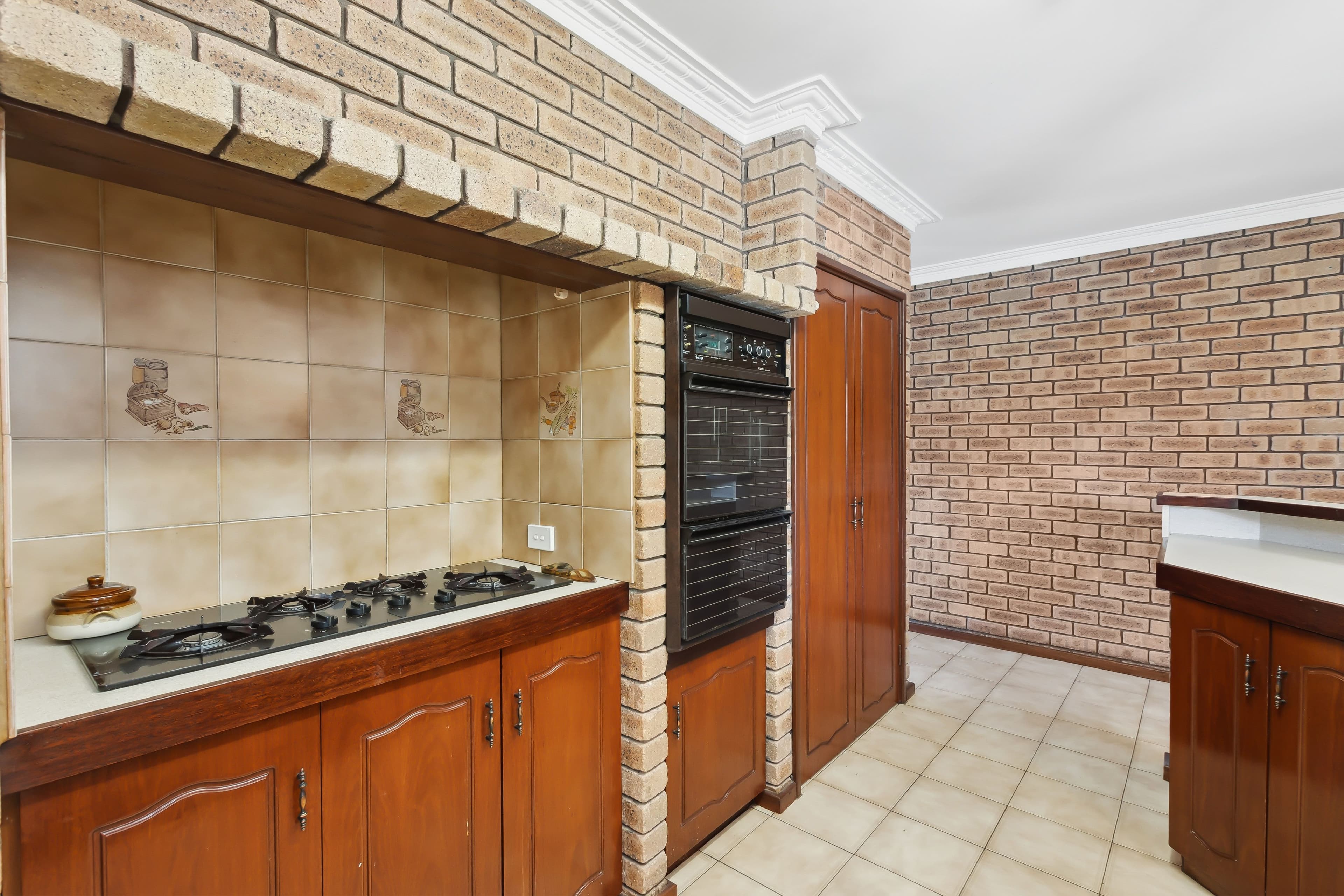 21 Naunton Crescent, Eden Hill WA 6054, Eden Hill - Thumbnail 8