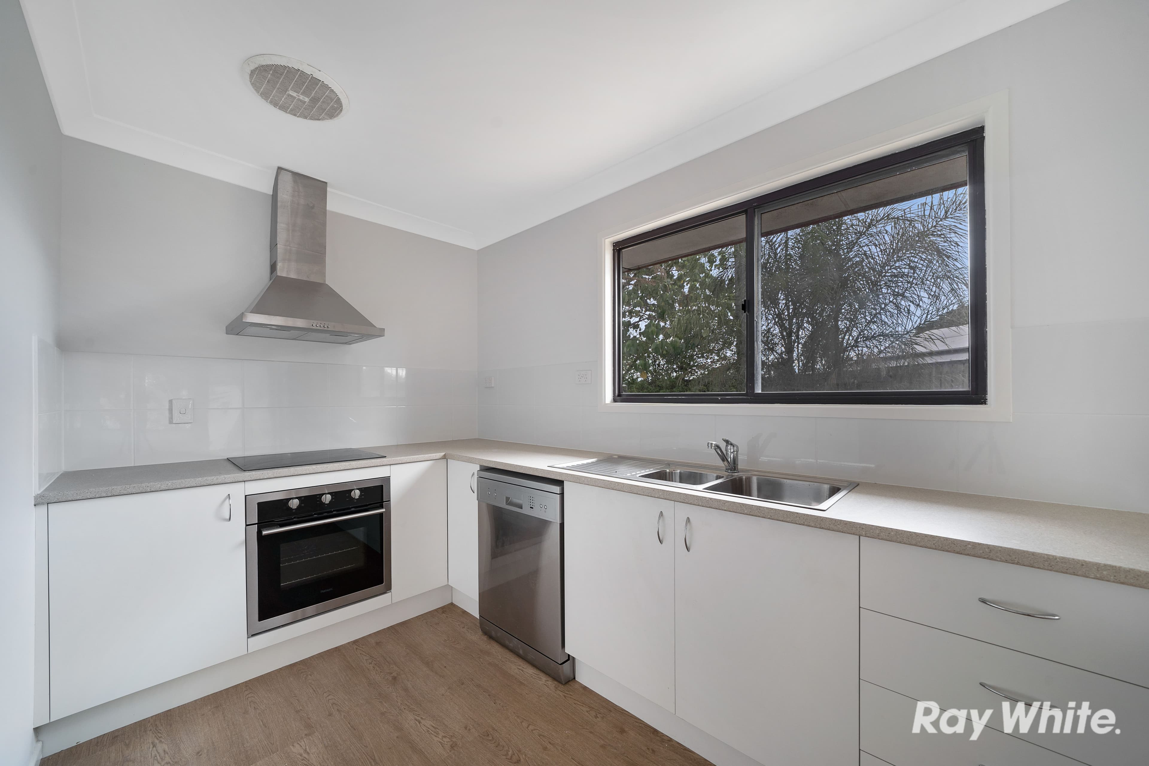 35 Stewart Street, Marsden QLD 4132, Marsden - Thumbnail 4