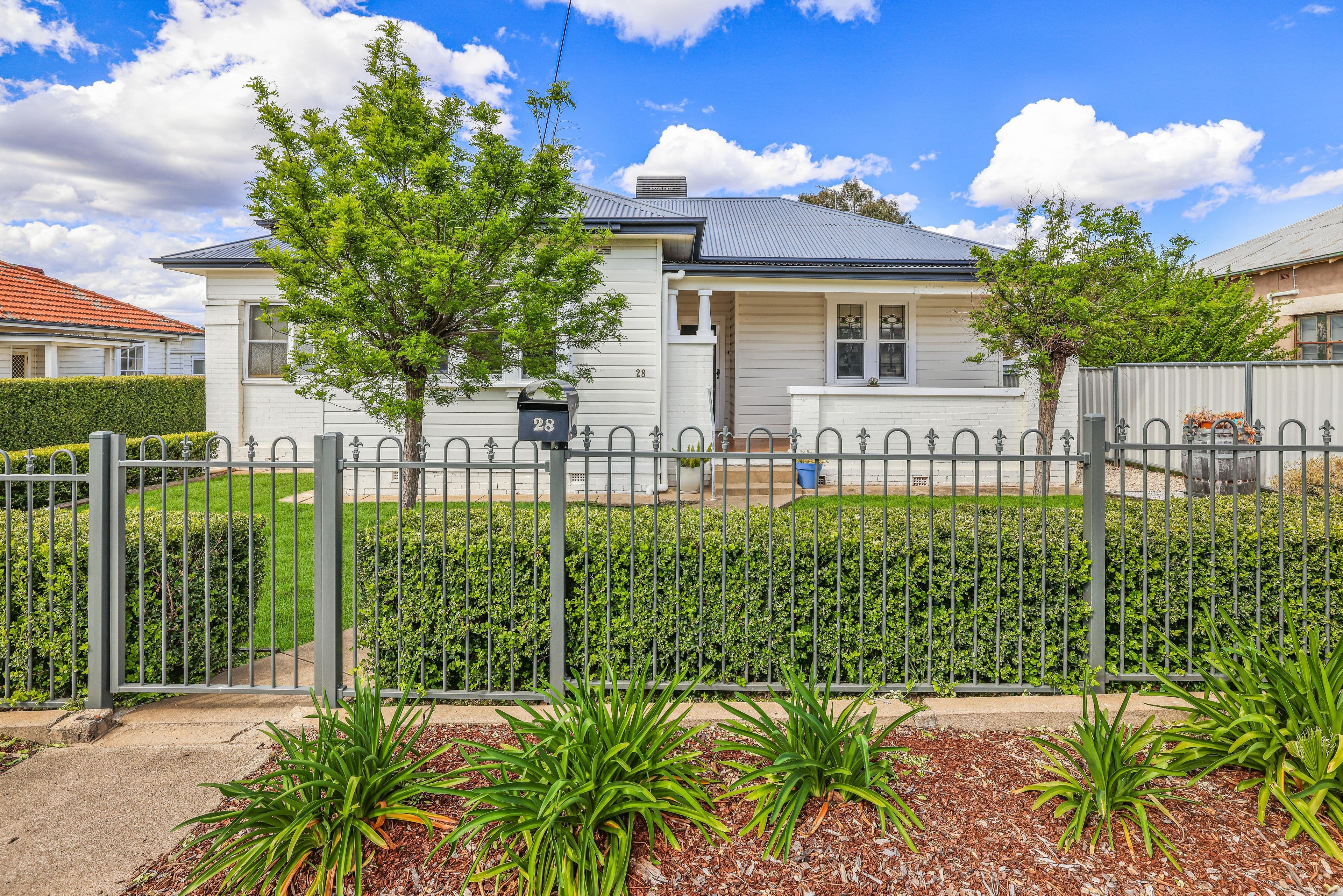28 Hercules Street, Tamworth NSW 2340, Tamworth - Image 1