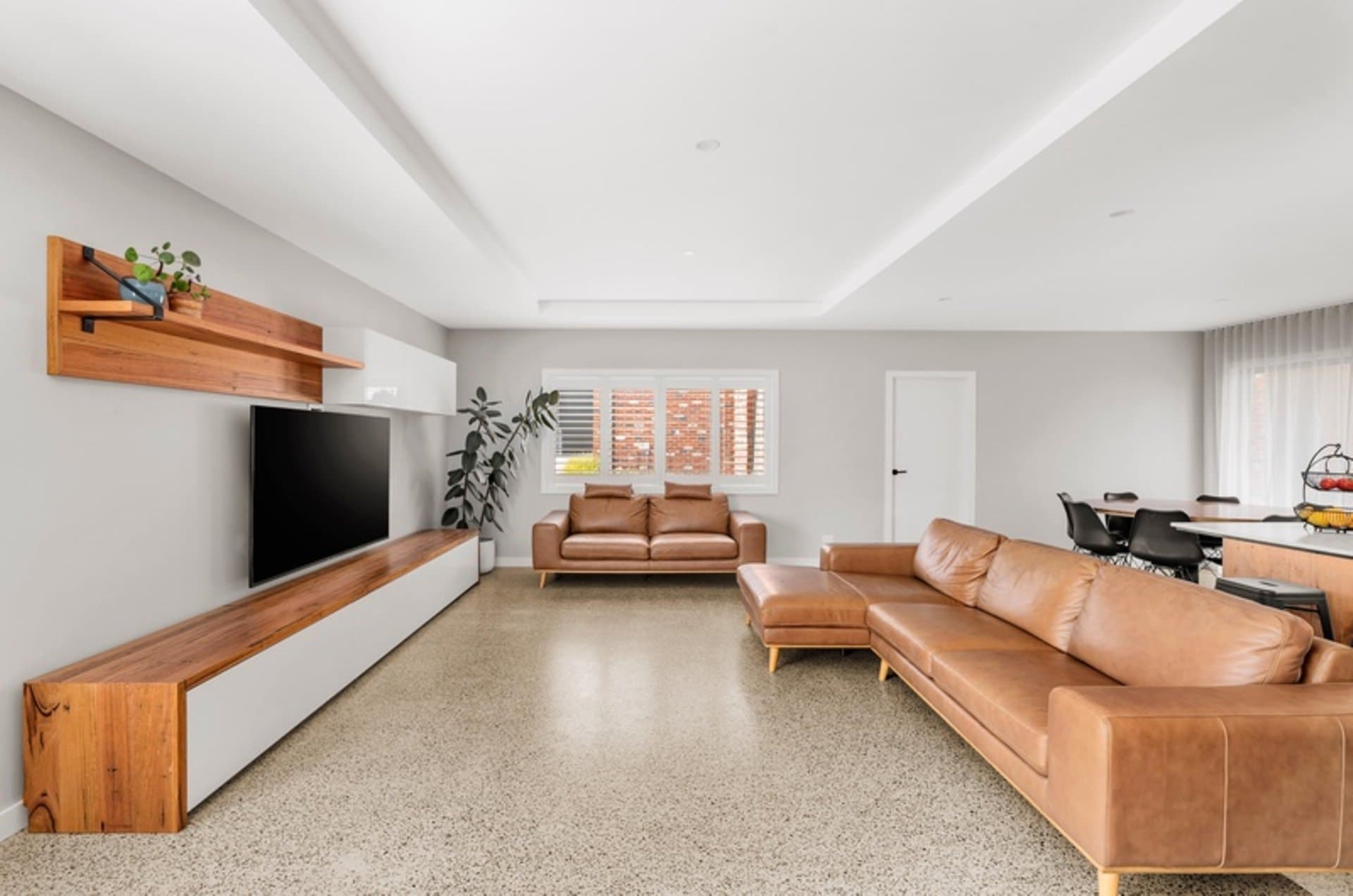 1/23 Elamo Road, Healesville - Thumbnail 2