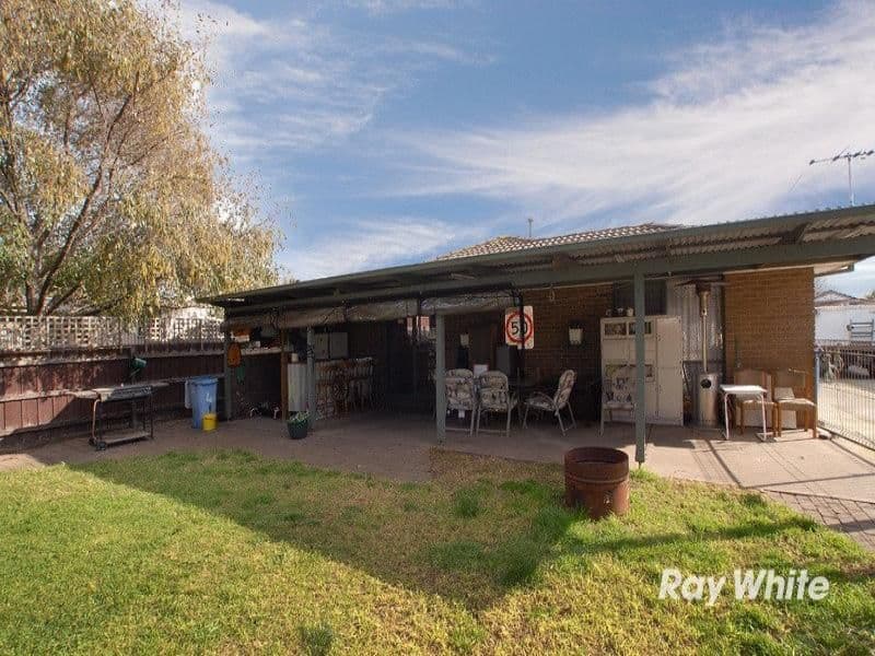 4 Todd Court, CRANBOURNE VIC 3977, Cranbourne West - Thumbnail 8