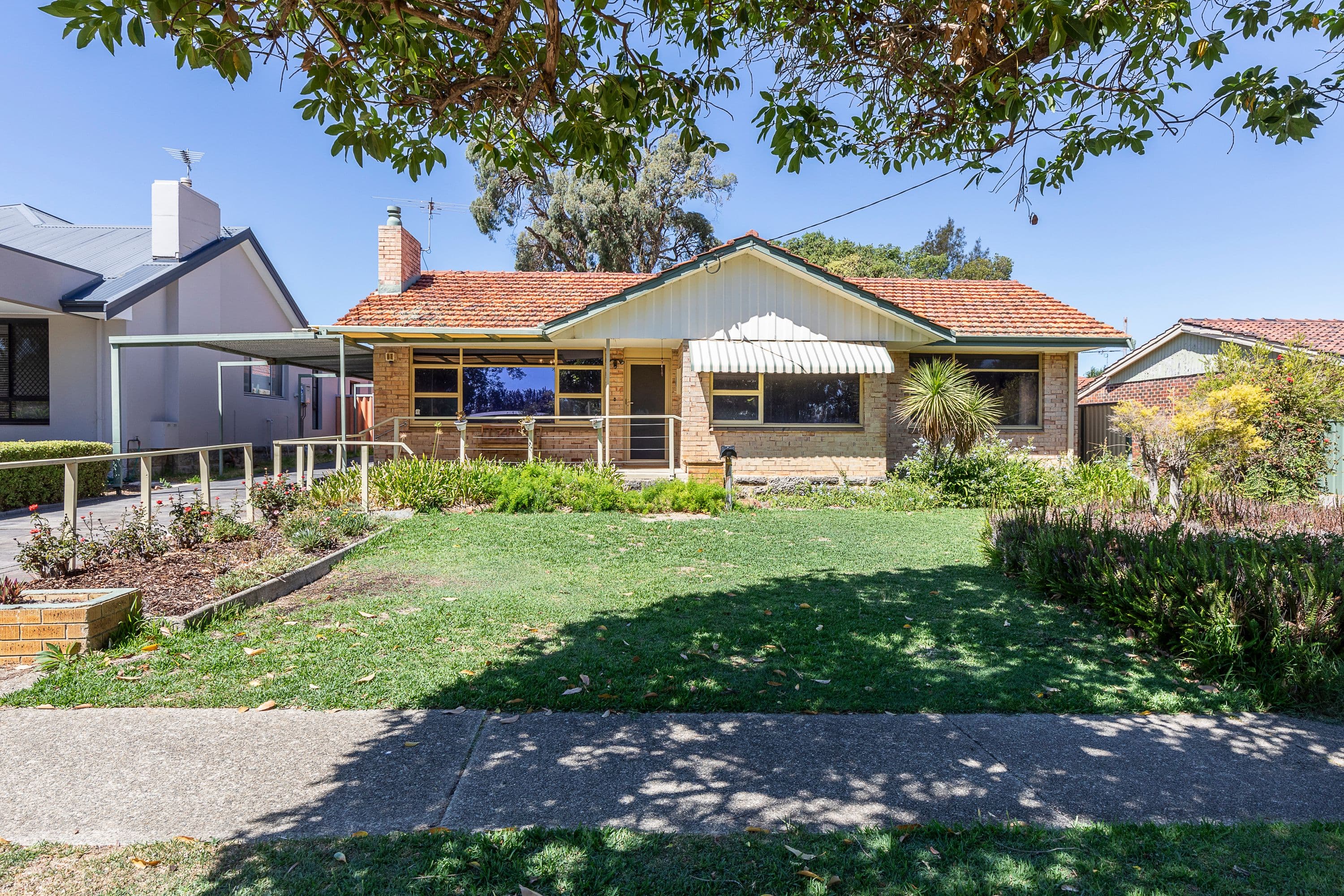 6 Delphine Avenue, Dianella WA 6059, Dianella - Image 1