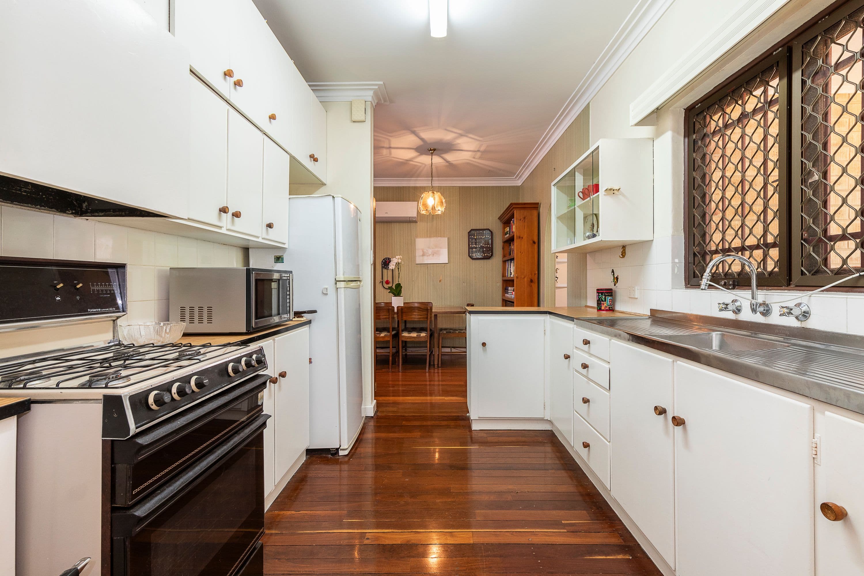 6 Delphine Avenue, Dianella WA 6059, Dianella - Thumbnail 8
