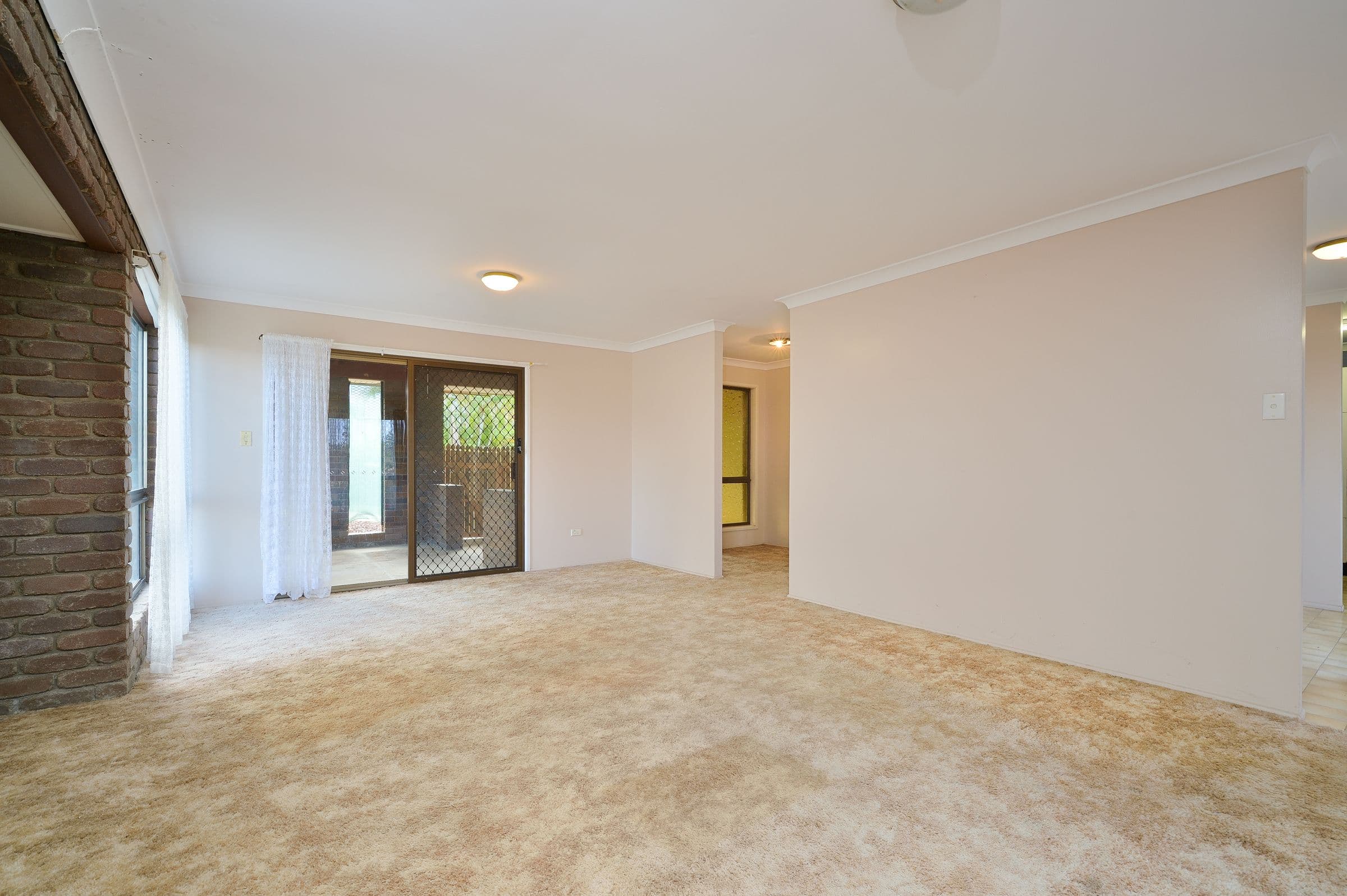 11 Atholl Court, Kin Kora QLD 4680, Kin Kora - Thumbnail 4