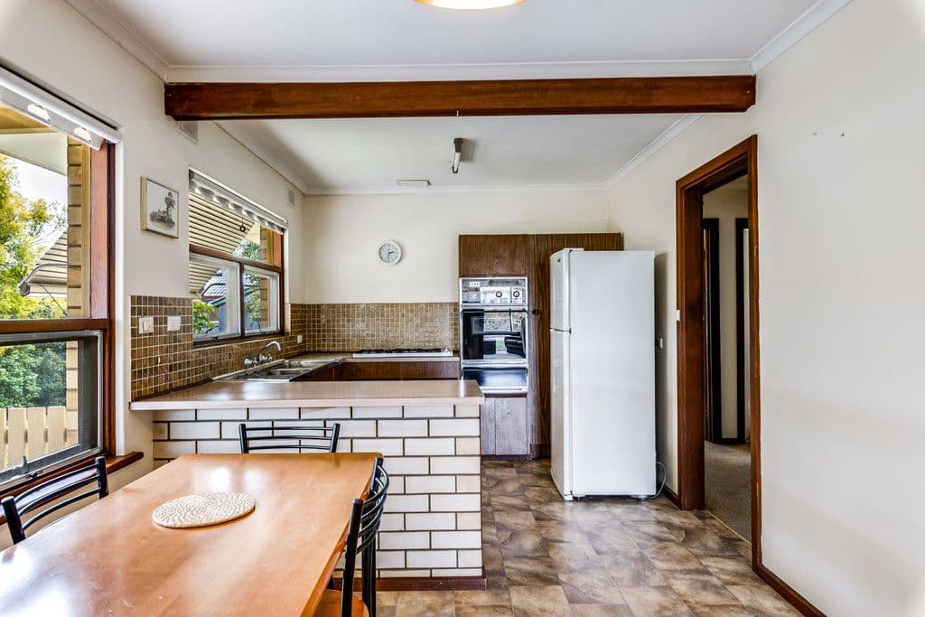 9 Shelley Avenue, Marion SA 5043, Marion - Thumbnail 5