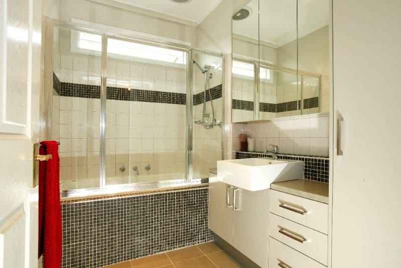 40 Mcmahon Road, RESERVOIR VIC 3073, Reservoir - Thumbnail 4