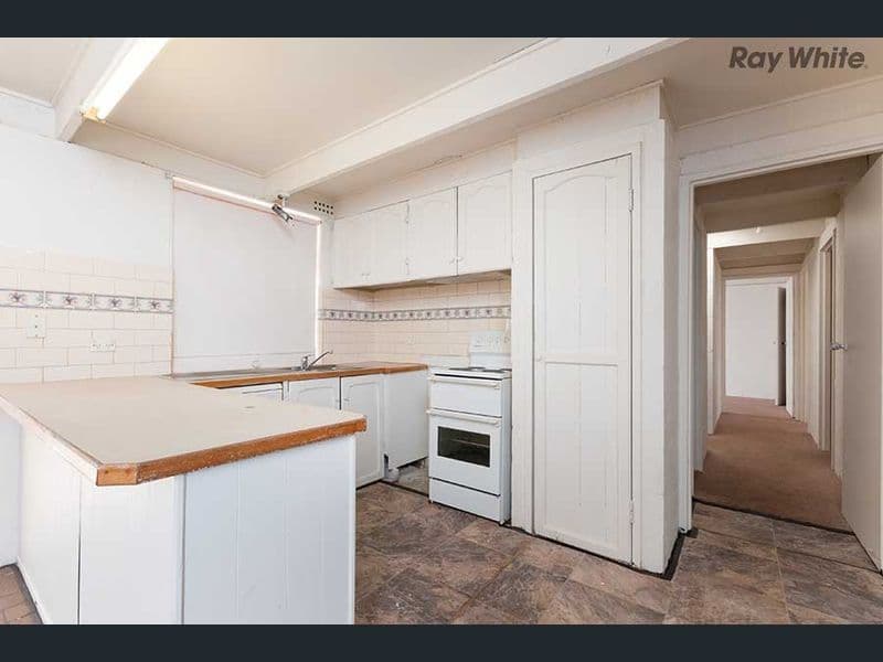 4 Rowell Court, Melton South VIC 3338, Melton South - Thumbnail 5
