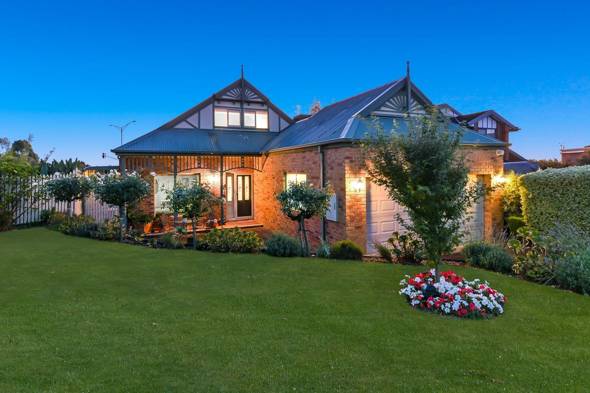 5 Nauru Court, Berwick VIC 3806, Berwick - Thumbnail 2