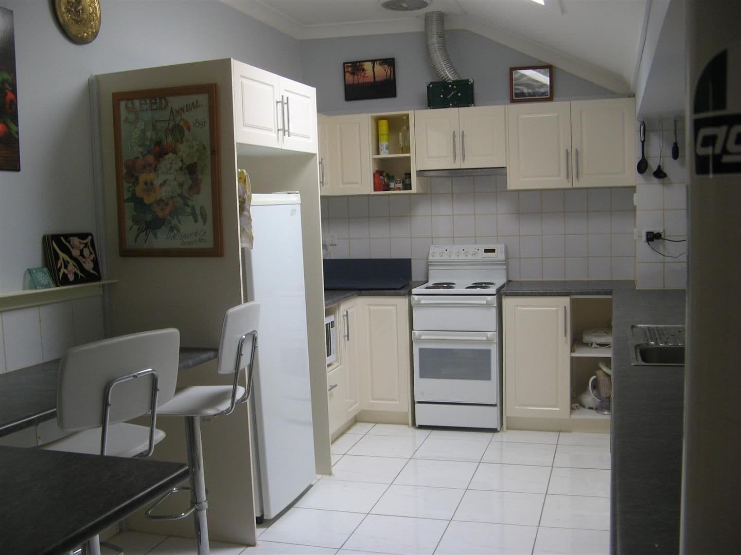 23 Lynch Street, PARKES NSW 2870, Parkes - Thumbnail 2