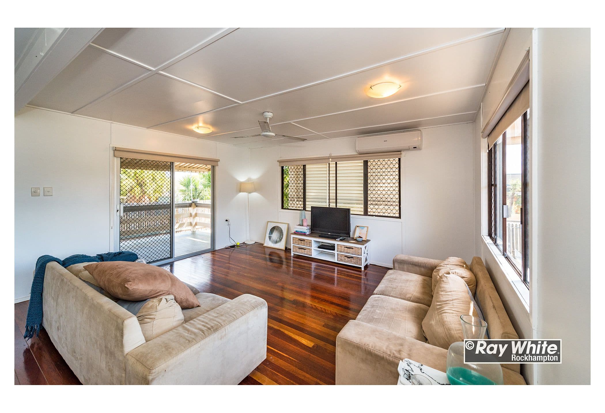 48 Ferndown Drive, Cranbourne, Cranbourne - Thumbnail 3