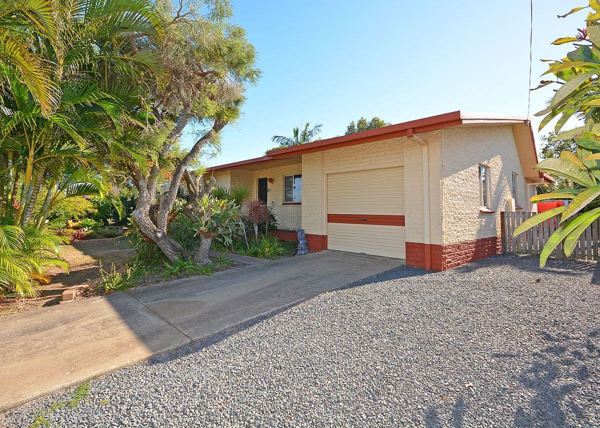 42 Corfield Street, Point Vernon QLD 4655, Point Vernon - Thumbnail 2