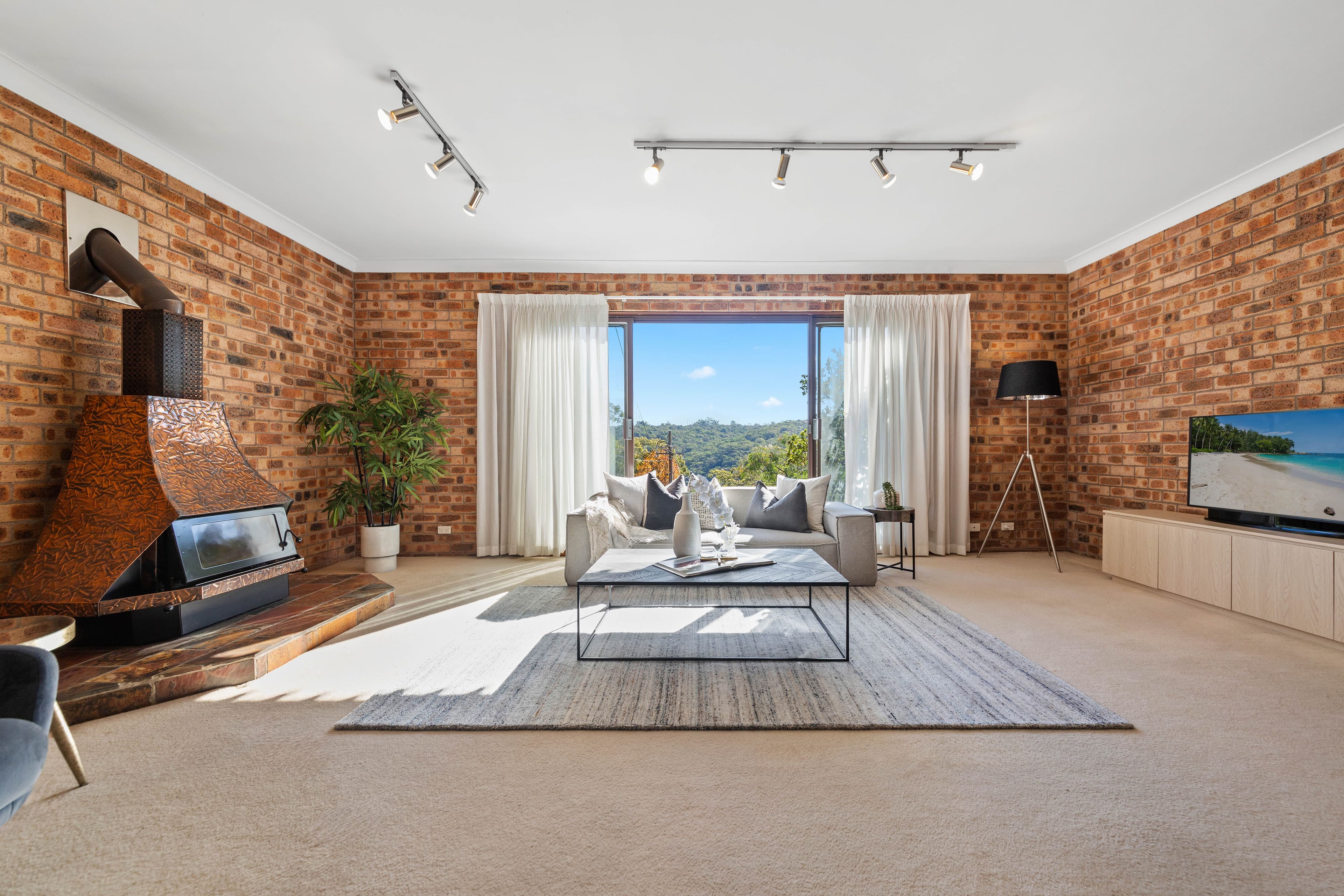 22 Silver Crescent, Westleigh NSW 2120, Westleigh - Thumbnail 2
