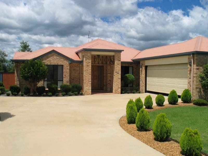 7 Lee Court, CROWS NEST QLD 4355, Crows Nest - Image 1