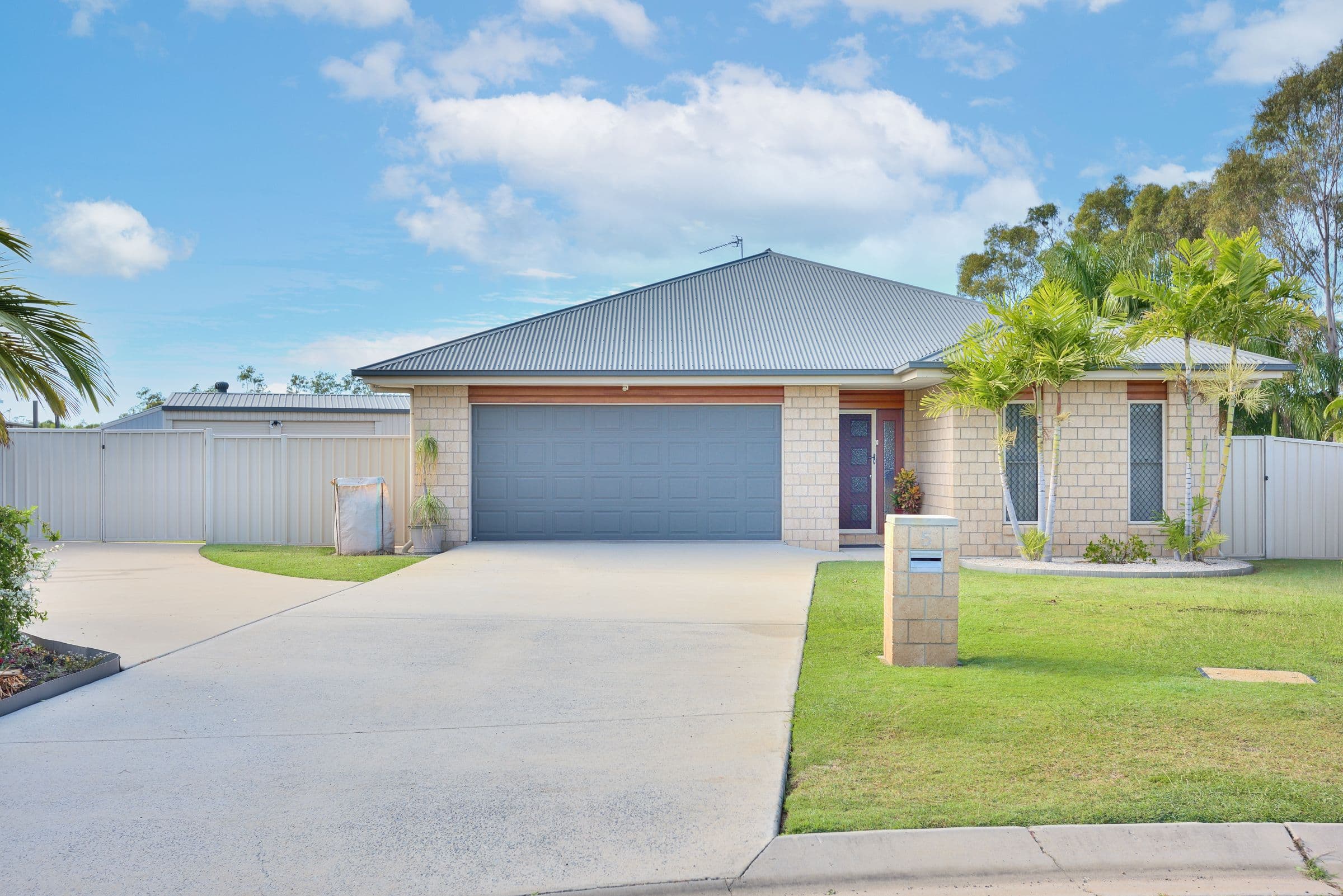 5 Sarah Court, New Auckland QLD 4680, New Auckland - Image 1